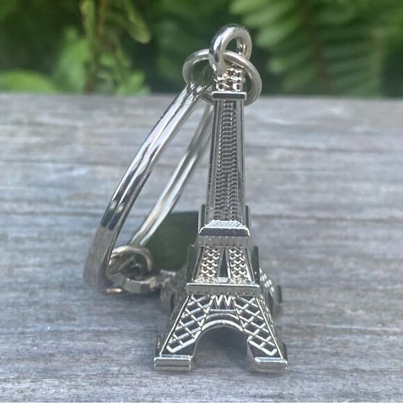 Eiffel Tower Paris Silver Keychain/Bag Charm w Oval Charm NWOT France Bonjour - Picture 4 of 4